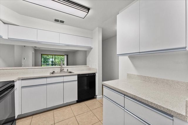 3001 58TH AVENUE S 1106, St Petersburg, FL 33712