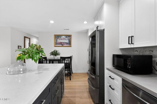 2377 Fitzgerald Road, Simi Valley, CA 93065