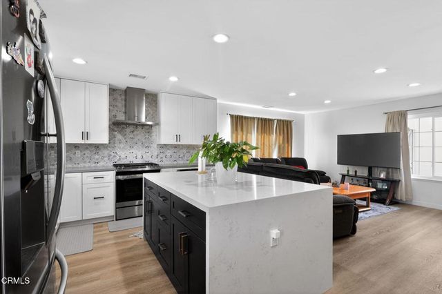 2377 Fitzgerald Road, Simi Valley, CA 93065