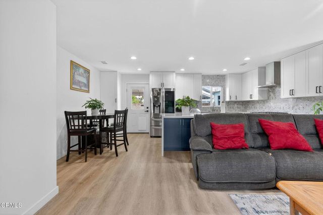 2377 Fitzgerald Road, Simi Valley, CA 93065