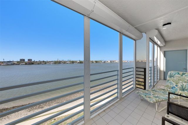 7984 SAILBOAT KEY BOULEVARD S 401, South Pasadena, FL 33707