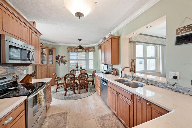 7984 SAILBOAT KEY BOULEVARD S 401, South Pasadena, FL 33707