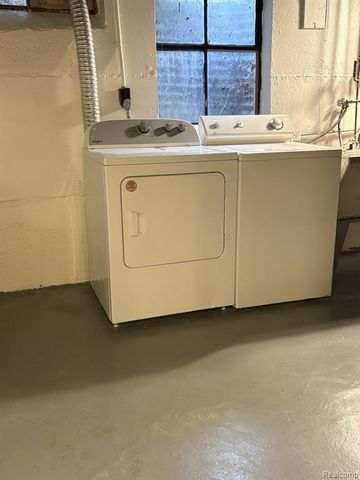 655 N Eton Street, Birmingham, MI 48009