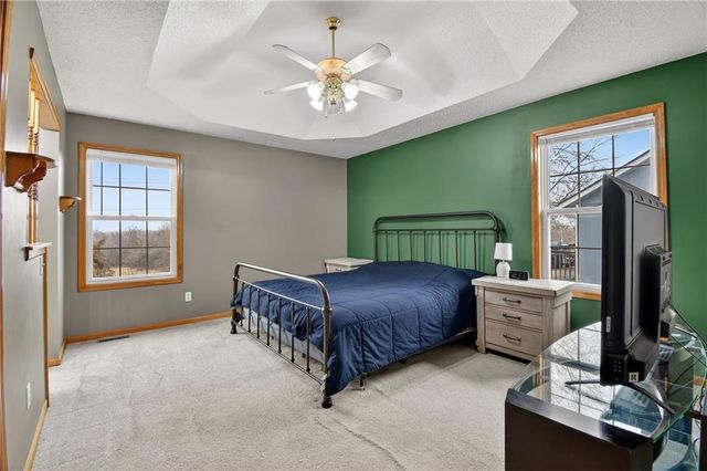 2304 Valley View W Drive, Pleasant Hill, MO 64080