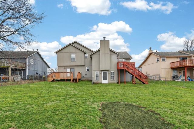 2304 Valley View W Drive, Pleasant Hill, MO 64080