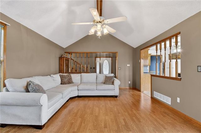 2304 Valley View W Drive, Pleasant Hill, MO 64080