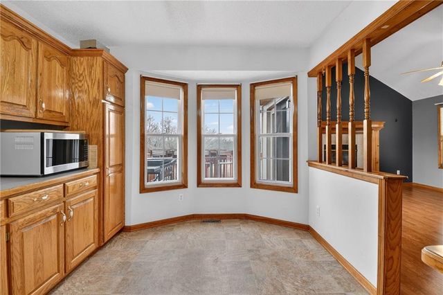 2304 Valley View W Drive, Pleasant Hill, MO 64080