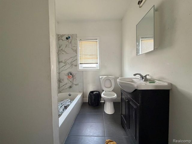 162 Puritan Street, Highland Park, MI 48203