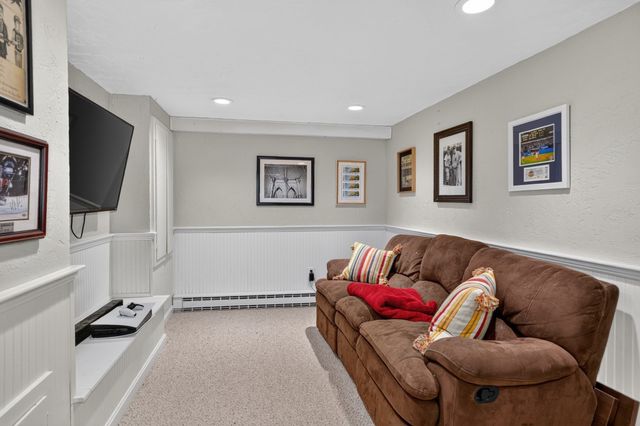 18 Coolidge Cir, Northborough, MA 01532