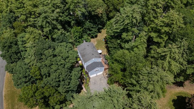 18 Coolidge Cir, Northborough, MA 01532