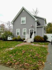 29 West St, Abington, MA 02351