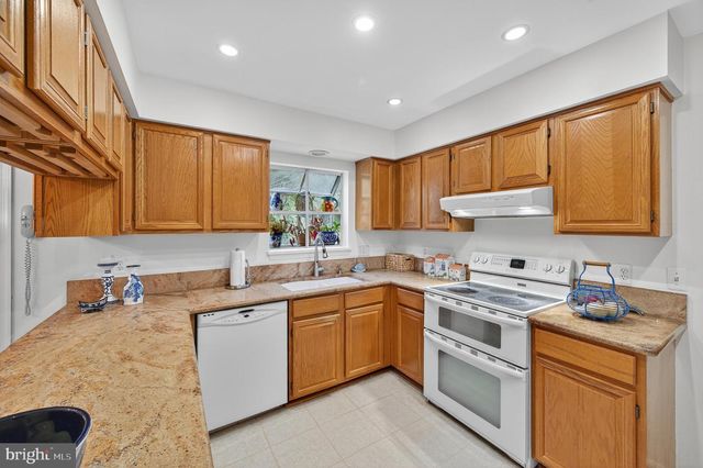 3941 SUNFLOWER CIR, Bowie, MD 20721