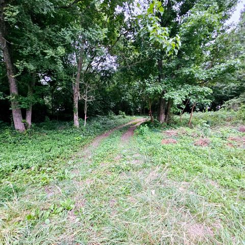 1722 Vicksboro Road, Henderson, NC 27536