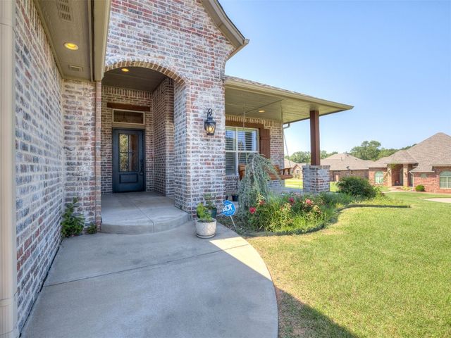 12210 Elizabeth Drive, Oklahoma City, OK 73130