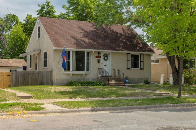 5248 Camden Avenue N, Minneapolis, MN 55430