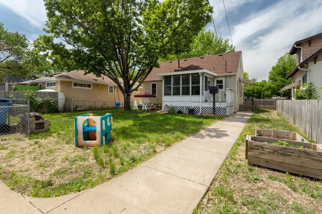 5248 Camden Avenue N, Minneapolis, MN 55430