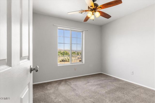 20601 Ridgecrest Drive, Tehachapi, CA 93561