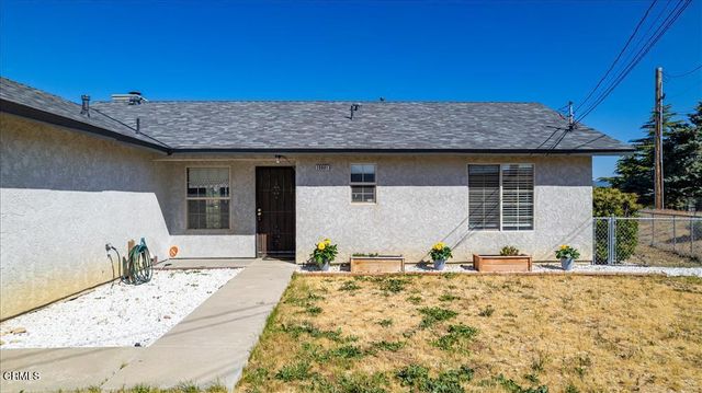 20601 Ridgecrest Drive, Tehachapi, CA 93561