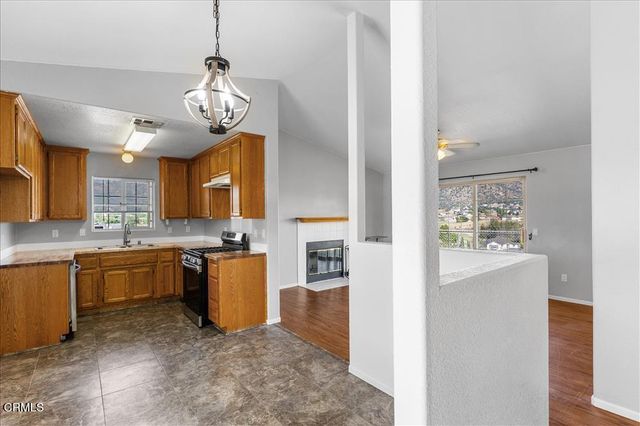 20601 Ridgecrest Drive, Tehachapi, CA 93561
