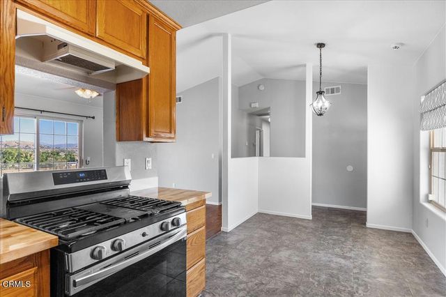 20601 Ridgecrest Drive, Tehachapi, CA 93561