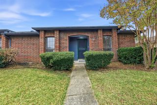 1746 Glencairn, Lewisville, TX 75035