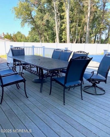 55 Heath Avenue, Oakhurst, NJ 07755