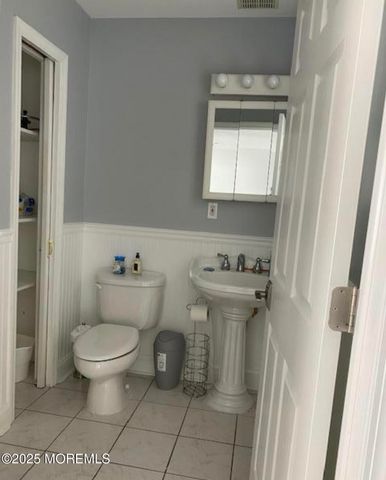 55 Heath Avenue, Oakhurst, NJ 07755