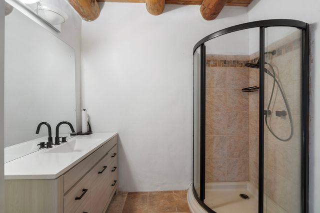 4 Calle Lobo, Santa Fe, NM 87506