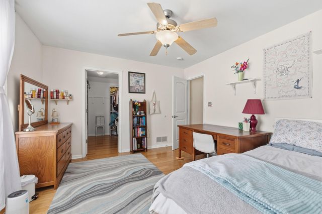 5804 OSWAGO CIR, Columbia, MO 65201