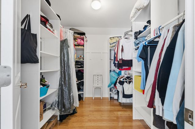 5804 OSWAGO CIR, Columbia, MO 65201