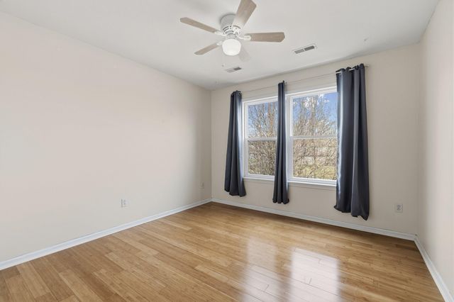 5804 OSWAGO CIR, Columbia, MO 65201