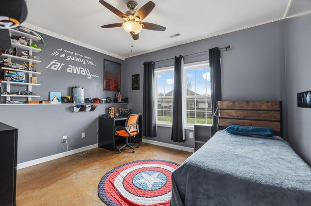 5804 OSWAGO CIR, Columbia, MO 65201