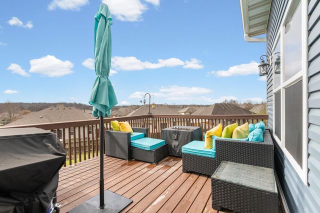 5804 OSWAGO CIR, Columbia, MO 65201