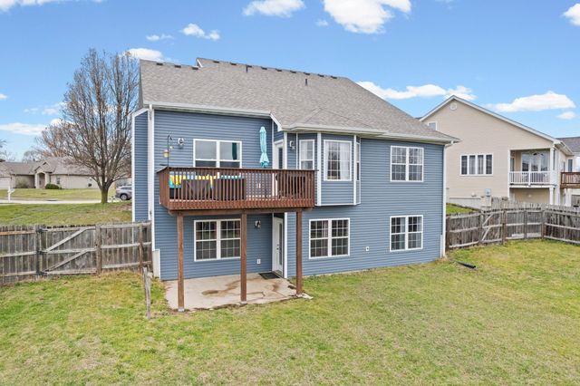 5804 OSWAGO CIR, Columbia, MO 65201