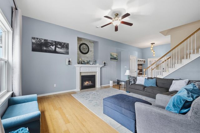 5804 OSWAGO CIR, Columbia, MO 65201