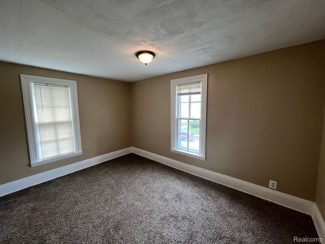 15766 PLAINVIEW Avenue, Detroit, MI 48223