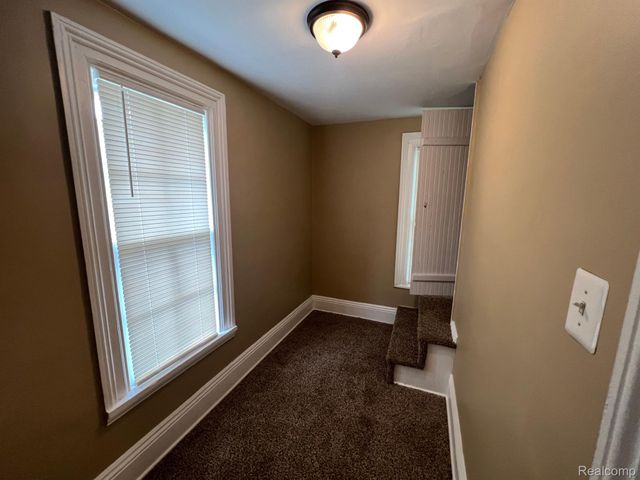 15766 PLAINVIEW Avenue, Detroit, MI 48223