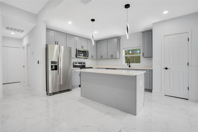 1903 VAN ALLEN CIRCLE, Deltona, FL 32738