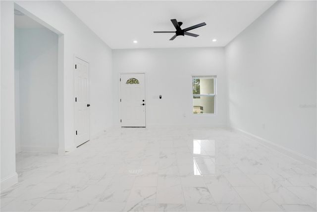 1903 VAN ALLEN CIRCLE, Deltona, FL 32738