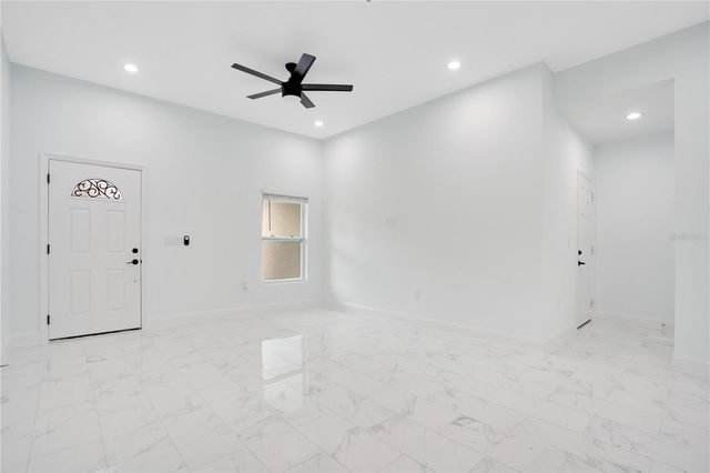 1903 VAN ALLEN CIRCLE, Deltona, FL 32738