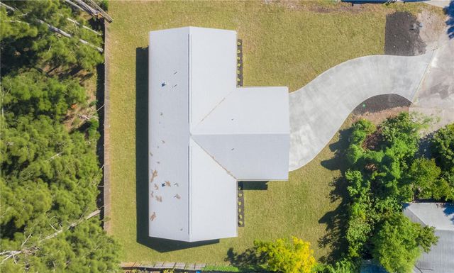 2311 54TH AVENUE DRIVE W, Bradenton, FL 34207