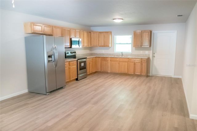 2311 54TH AVENUE DRIVE W, Bradenton, FL 34207