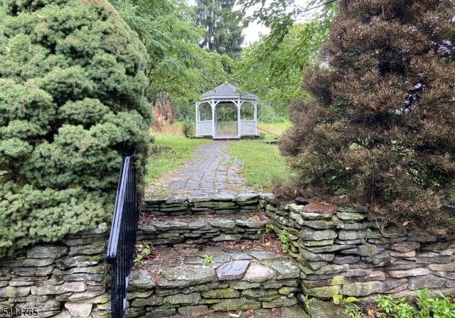1258 Bear Tavern Rd, Hopewell Twp., NJ 08560