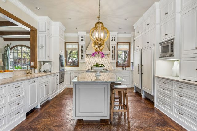 7270 Turtle Creek Boulevard, University Park, TX 75225