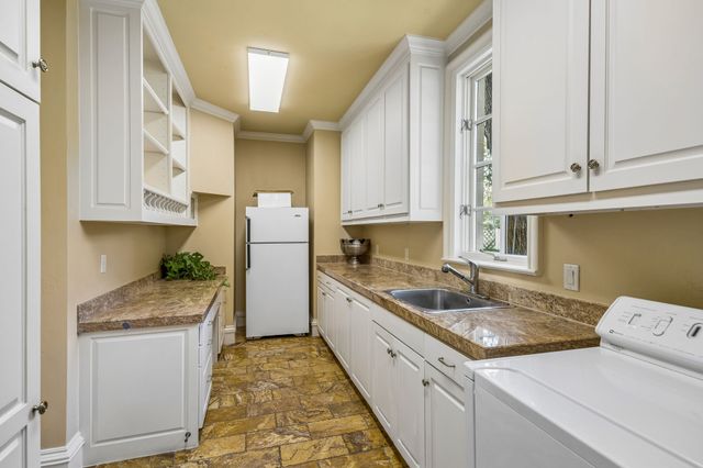 7270 Turtle Creek Boulevard, University Park, TX 75225