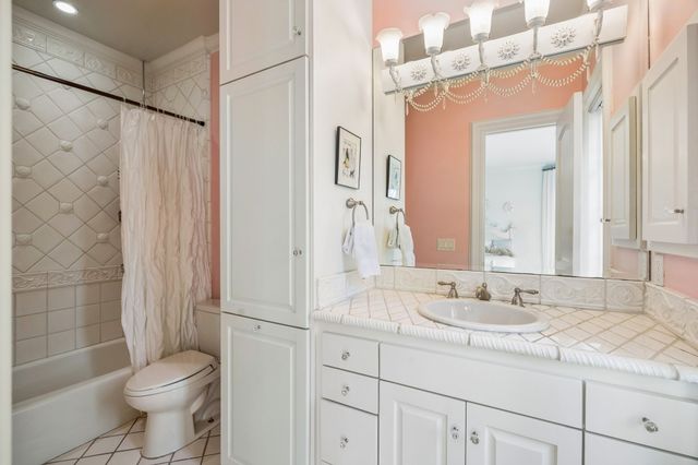 7270 Turtle Creek Boulevard, University Park, TX 75225