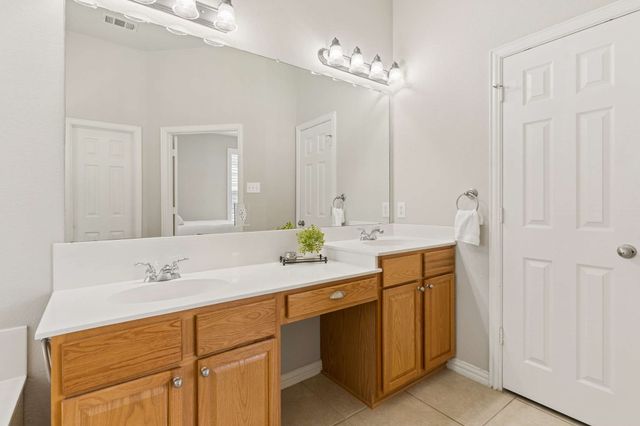 2512 Stone Meadows Drive, Little Elm, TX 75068