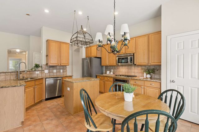 2512 Stone Meadows Drive, Little Elm, TX 75068