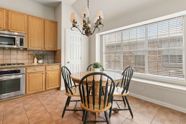 2512 Stone Meadows Drive, Little Elm, TX 75068