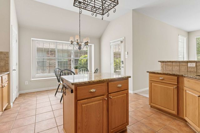 2512 Stone Meadows Drive, Little Elm, TX 75068